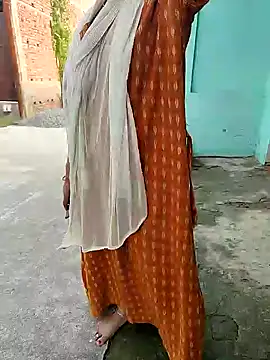 Snapshot of COUPLLE_VILLAGE chatting on October 25, 2025, 2:41 am COUPLLE VILLAGE online show from October 25, 2025, 2:41 am