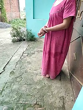 Snapshot of COUPLLE_VILLAGE chatting on November 1, 2025, 2:13 am COUPLLE VILLAGE online show from November 1, 2025, 2:13 am