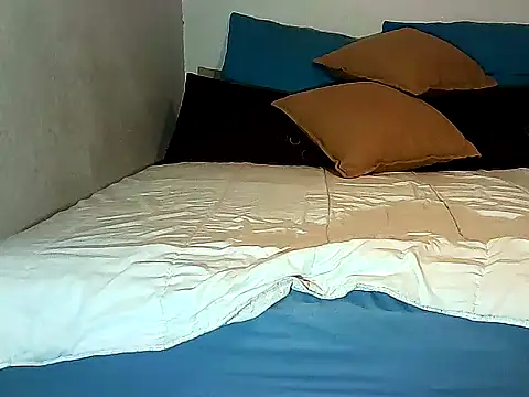 Snapshot of Yardie_bone chatting on February 8, 2025, 4:47 pm Yardie bone online show from February 8, 2025, 4:47 pm