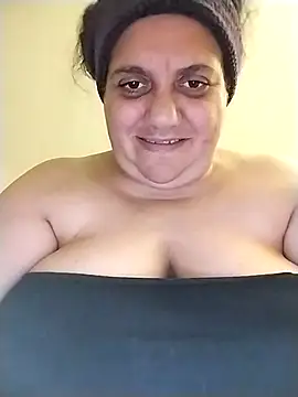 BustyBabyOfficial online show from November 6, 2025, 4:41 pm