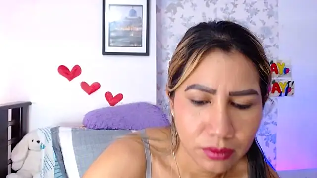 vanessa cute1 online show from April 18, 2026, 7:58 pm
