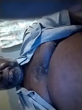 macnificent1fr online show from October 3, 2025, 1:57 am