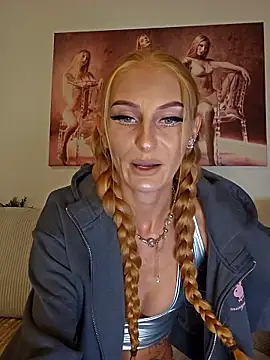LessiaMia online show from June 15, 2026, 12:29 pm