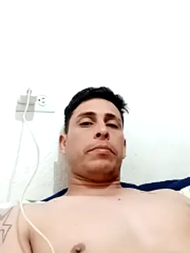 Snapshot of andresardila chatting on December 18, 2025, 12:49 am andresardila online show from December 18, 2025, 12:49 am