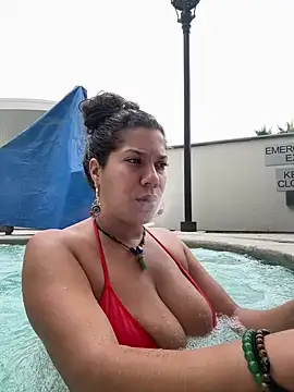 Bigbuttbrooklynn online show from November 3, 2025, 5:47 pm