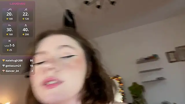 Snapshot of sunshine_lina chatting on July 2, 2026, 6:19 am sunshine lina online show from July 2, 2026, 6:19 am