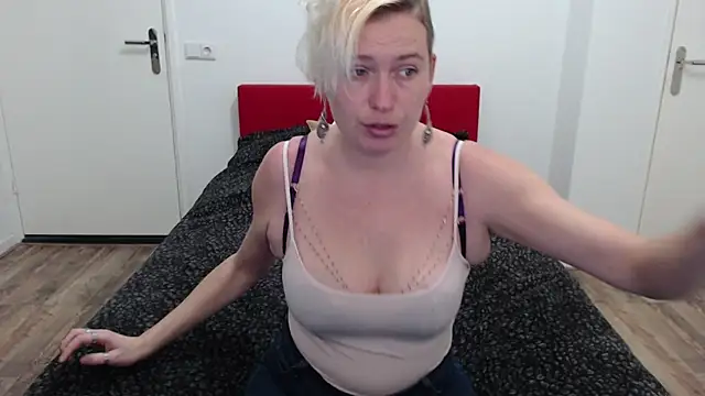 Snapshot of cumfun chatting on January 20, 2025, 8:09 am cumfun online show from January 20, 2025, 8:09 am