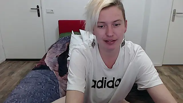 Snapshot of cumfun chatting on January 27, 2025, 1:41 pm cumfun online show from January 27, 2025, 1:41 pm