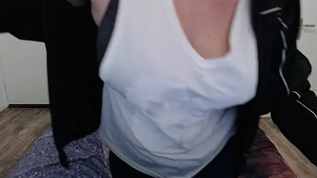 Snapshot of cumfun chatting on January 28, 2025, 1:16 pm cumfun online show from January 28, 2025, 1:16 pm