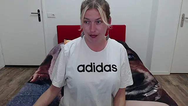 Snapshot of cumfun chatting on March 12, 2025, 7:06 pm cumfun online show from March 12, 2025, 7:06 pm
