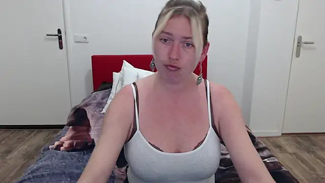 Snapshot of cumfun chatting on March 17, 2025, 1:39 pm cumfun online show from March 17, 2025, 1:39 pm