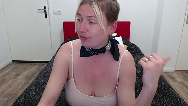 Snapshot of cumfun chatting on March 21, 2025, 2:18 pm cumfun online show from March 21, 2025, 2:18 pm