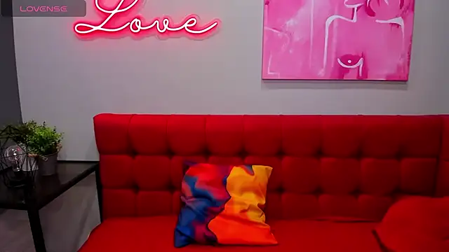 Inna Lovely online show from November 27, 2025, 8:49 am