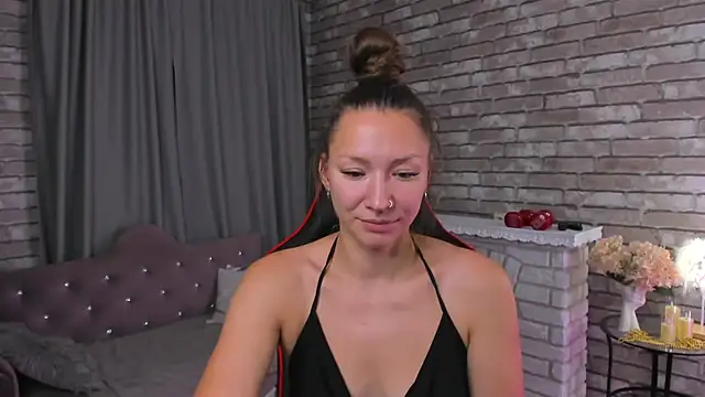 SarahCoksss online show from October 12, 2025, 1:04 am