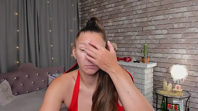 SarahCoksss online show from July 3, 2026, 12:06 am