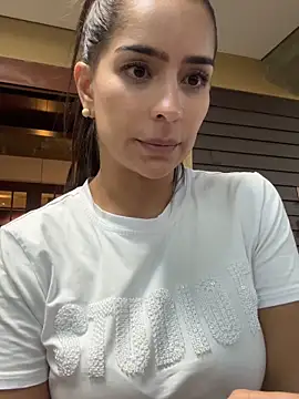 Mau White online show from December 15, 2025, 12:42 pm