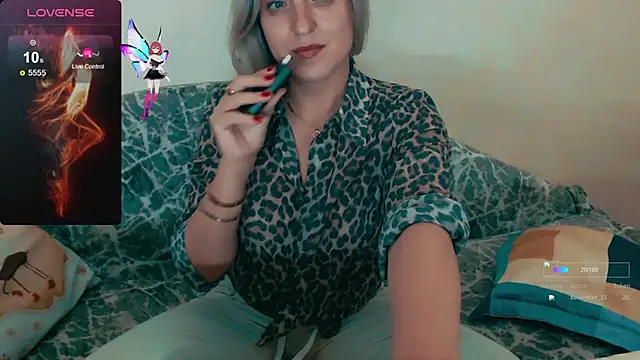 Snapshot of ElysonLang chatting on October 3, 2025, 6:16 pm ElysonLang online show from October 3, 2025, 6:16 pm