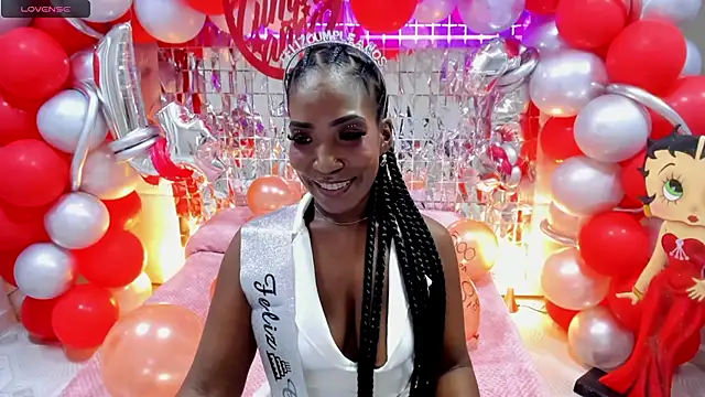 kimmturner online show from October 20, 2025, 2:28 pm