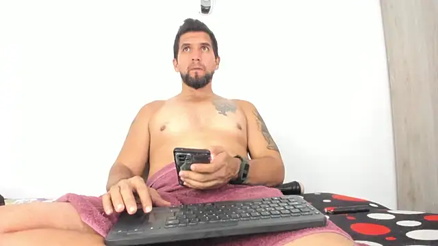 JULESLAKES online show from December 23, 2025, 2:09 am