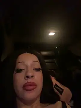 Snapshot of Katalinastarr chatting on December 30, 2024, 12:22 am Katalinastarr online show from December 30, 2024, 12:22 am