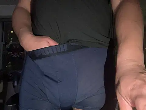 Snapshot of ThickDick_Daddy chatting on January 15, 2026, 7:35 am ThickDick Daddy online show from January 15, 2026, 7:35 am