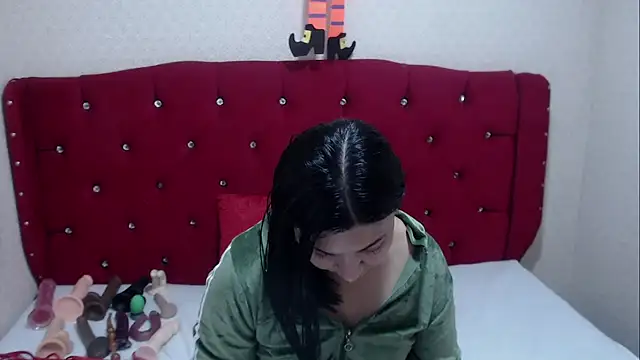 AdaFawxx online show from October 14, 2025, 2:45 am