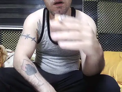 Snapshot of Arabeyes chatting on October 30, 2025, 3:52 am Arabeyes online show from October 30, 2025, 3:52 am