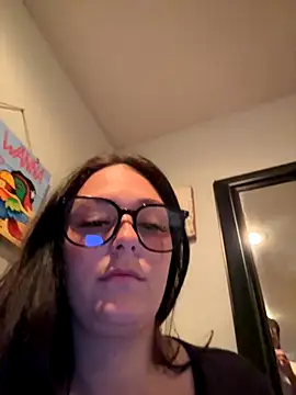 Snapshot of Chloexx69 chatting on October 5, 2025, 2:21 am Chloexx69 online show from October 5, 2025, 2:21 am