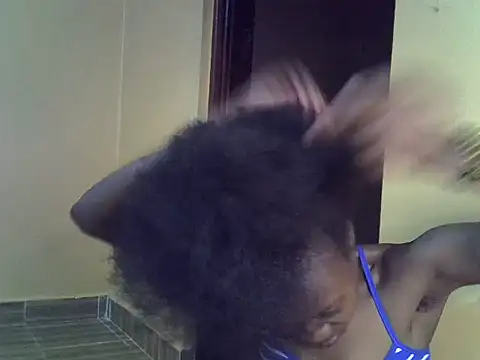 Tanaissa2 online show from November 21, 2025, 6:28 pm