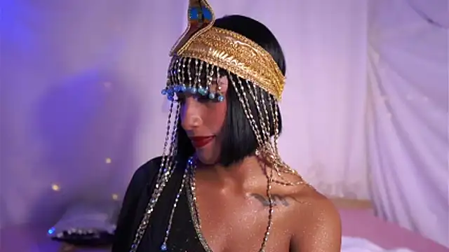 JulietaWinona online show from October 31, 2025, 11:06 pm