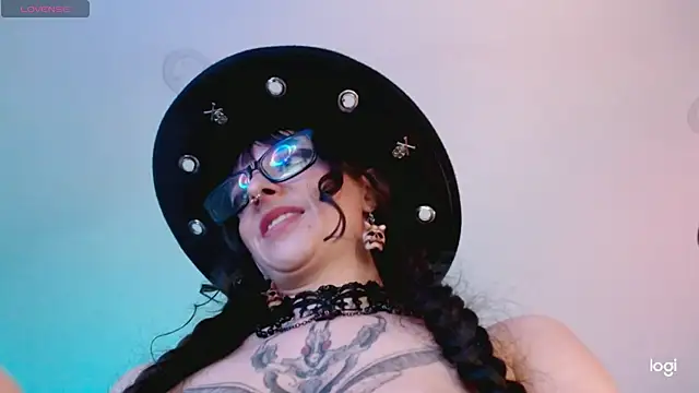 Kizzuky online show from February 22, 2025, 5:12 am