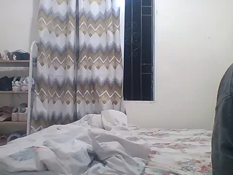 sexy  candyy online show from November 26, 2025, 5:36 pm