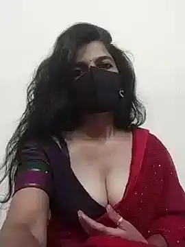 Snapshot of Shuttii_25 chatting on January 27, 2025, 5:36 am Shuttii 25 online show from January 27, 2025, 5:36 am
