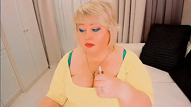 BIGTITSBBW online show from February 25, 2026, 8:29 pm