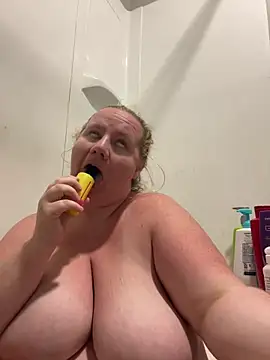 jayyleah93 online show from June 4, 2026, 1:33 am