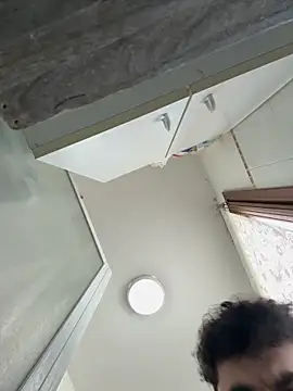 giovanni5281 online show from March 19, 2026, 8:29 am