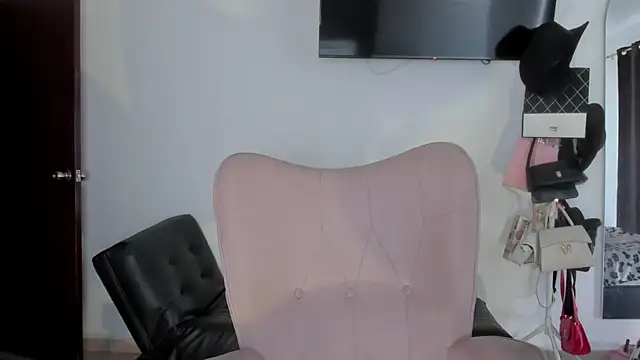 Snapshot of selene_king2 chatting on February 28, 2026, 2:07 pm selene king2 online show from February 28, 2026, 2:07 pm