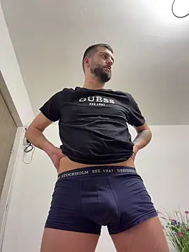 ElChapoGuzman95 online show from January 14, 2026, 6:41 am