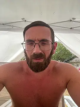 sexyeyeblue online show from July 13, 2026, 3:04 pm