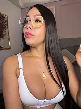 Miss blue69 online show from April 9, 2026, 6:19 am