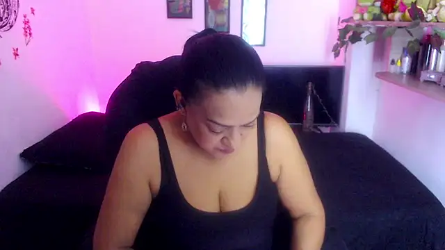 menfismuller2 online show from November 19, 2025, 6:08 pm