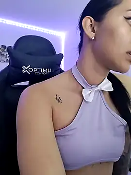 Fleurmeyer79 online show from December 12, 2024, 5:48 pm