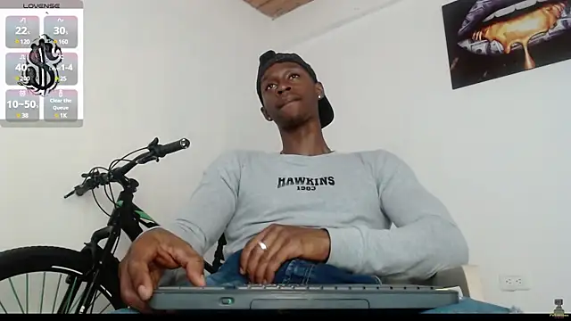 drake brwon 23 online show from March 14, 2025, 9:43 pm