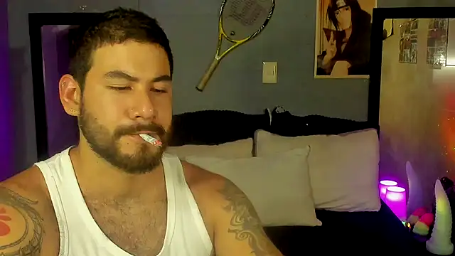 Snapshot of Prometeo-grizzly chatting on December 28, 2024, 6:17 am Prometeo-grizzly online show from December 28, 2024, 6:17 am