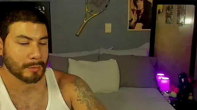 Snapshot of Prometeo-grizzly chatting on January 2, 2025, 11:41 am Prometeo-grizzly online show from January 2, 2025, 11:41 am