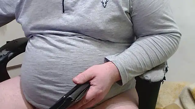 tipko123 online show from January 8, 2025, 7:34 pm