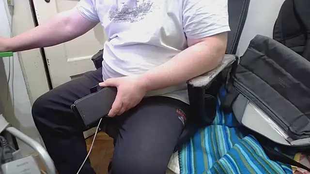 tipko123 online show from March 2, 2025, 3:16 pm