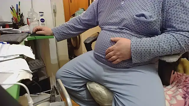 tipko123 online show from December 5, 2025, 4:14 pm