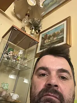 h4cAlex online show from November 17, 2025, 6:35 pm