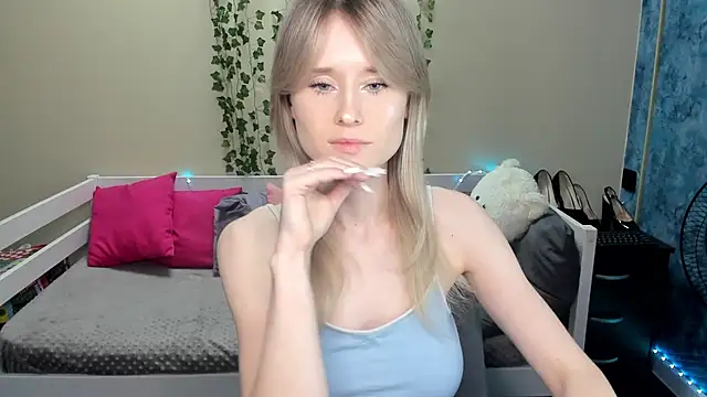  adel brooks  online show from September 28, 2025, 6:24 pm